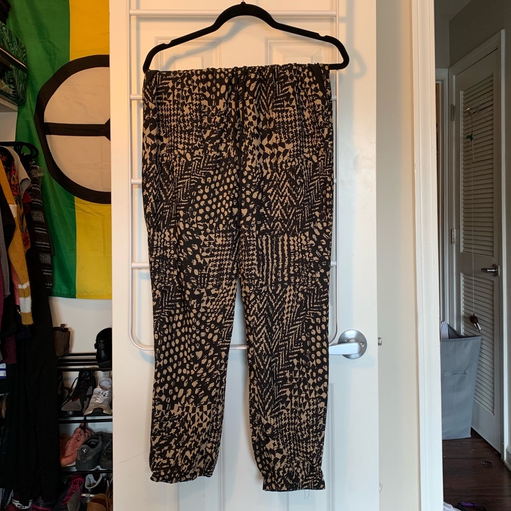 Atmosphere Pattern Pants